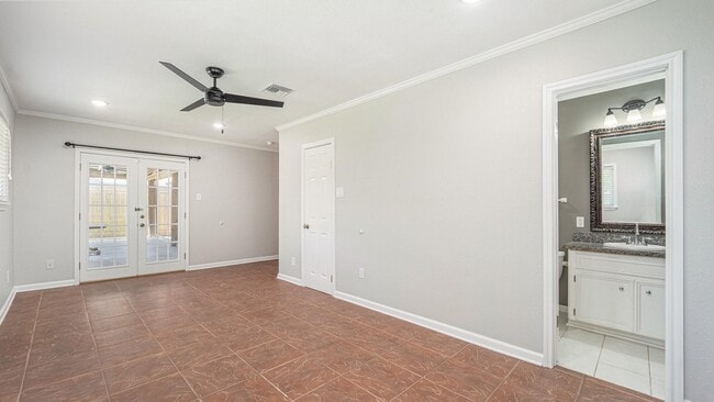 Building Photo - 4537 Sanford Rd
