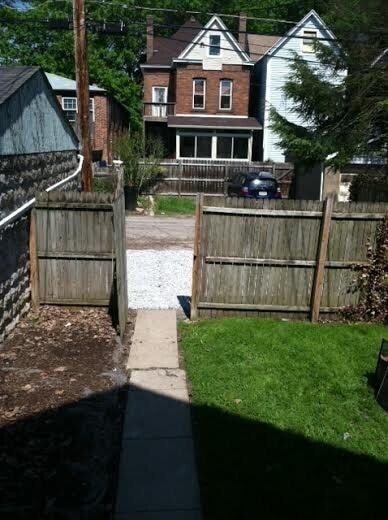 Building Photo - 825 S Braddock Ave