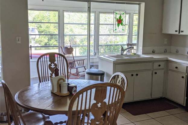 Building Photo - 644 Bonita Ct