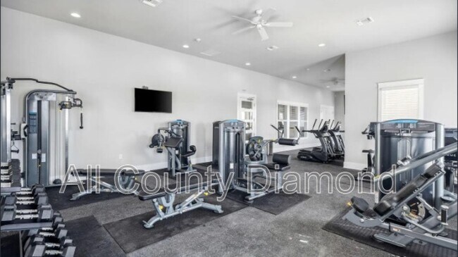 Building Photo - 6615 Kettles St