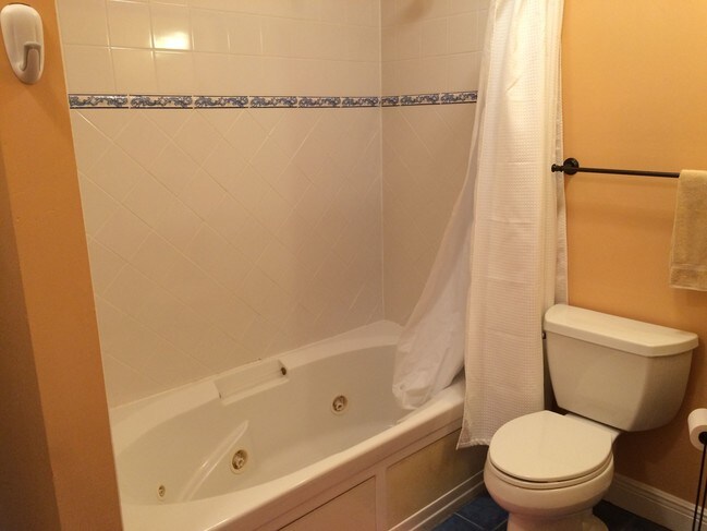 Building Photo - 5771 Bur Oaks Ln