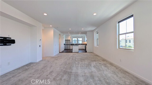 Building Photo - 231 Babson Ct