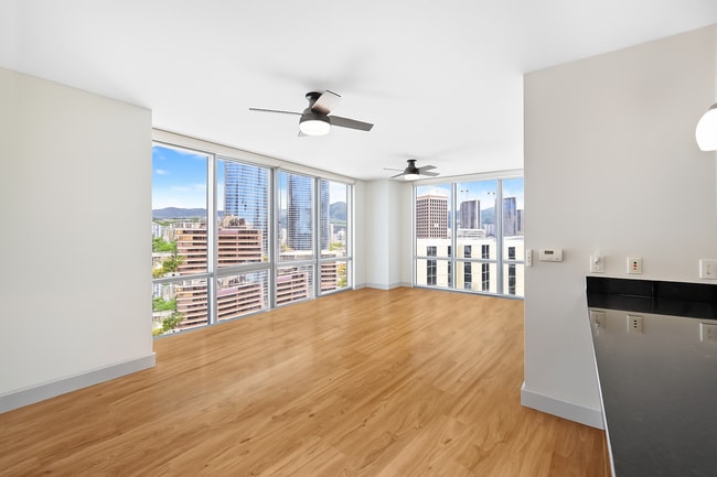 Primary Photo - Spacious 2BR/2BA with Beautiful Mountain V...