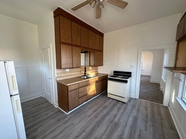 Building Photo - $1100 - 2 Bed 1 Bath Home in Sioux City