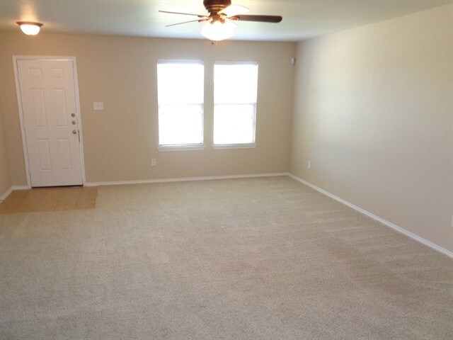 Building Photo - 63 Lantana Dr