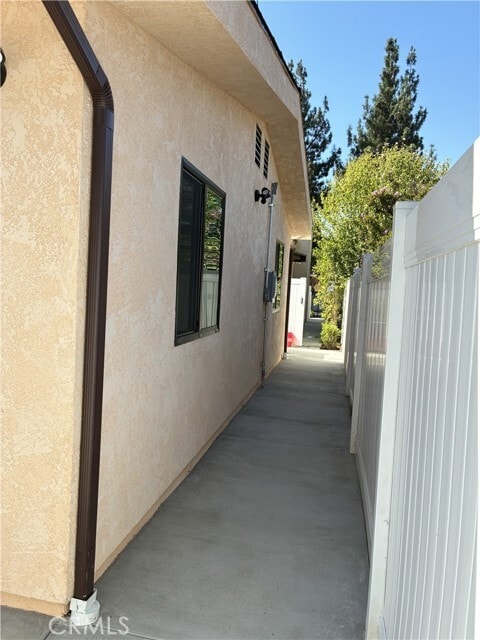 Building Photo - 16055 Gledhill St