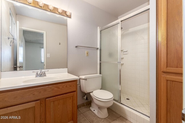 Building Photo - 4013 S Hazelton Ln