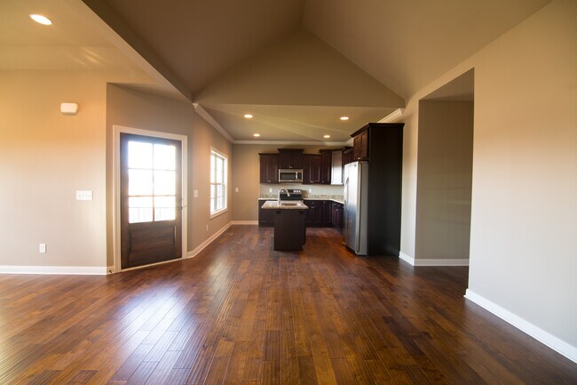 Building Photo - 374 Big Station Camp Blvd