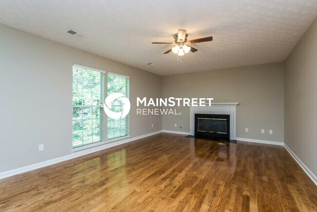 Building Photo - 4 Bedroom Pet-Friendly Home in Acworth, GA with Main Street Renewal