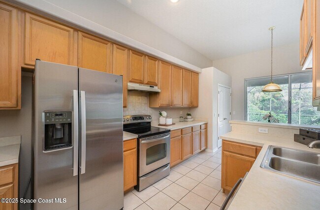 Building Photo - 976 Wimbledon Dr