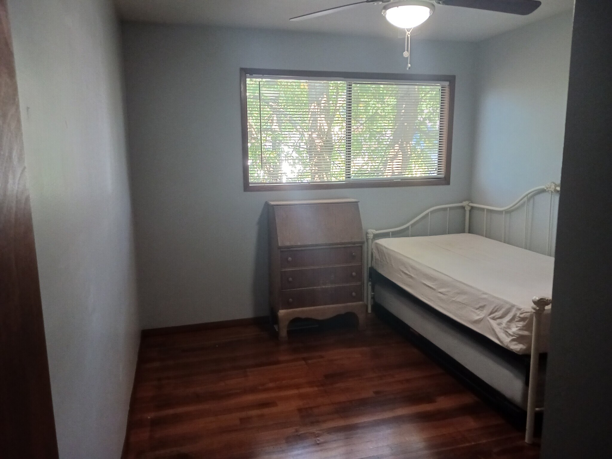 Building Photo - 127 NE 164th St