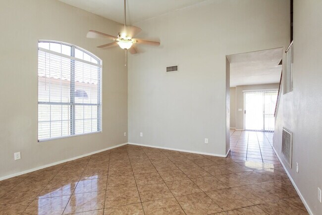 Building Photo - 1937 N 127th Ave