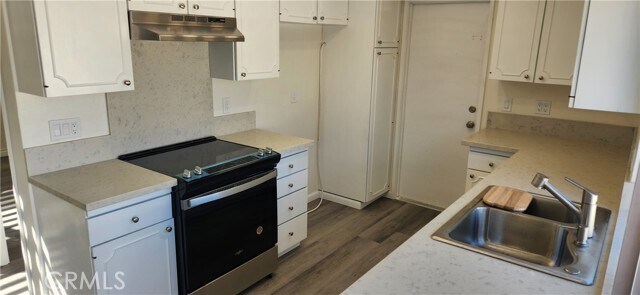 Building Photo - 14421 Pinewood Rd