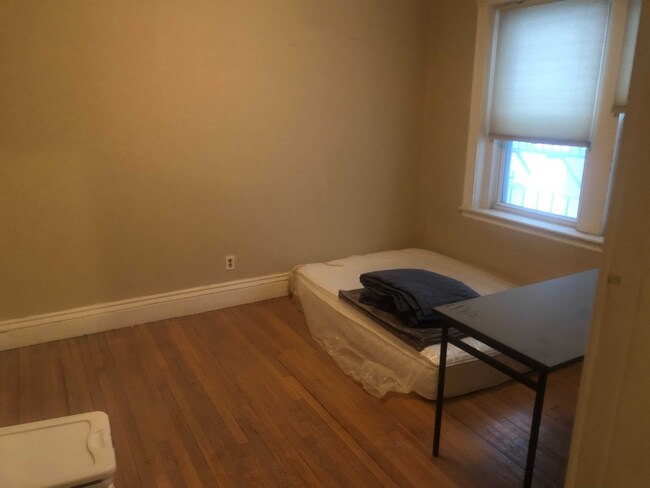 Building Photo - 52 Charlesgate E