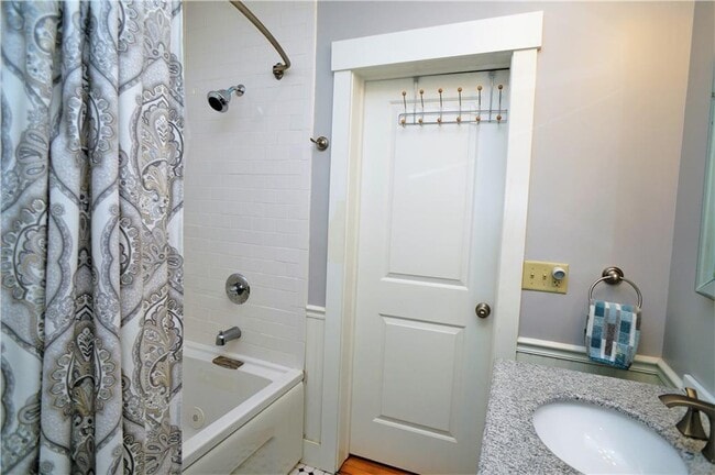 Building Photo - 426 Spring St