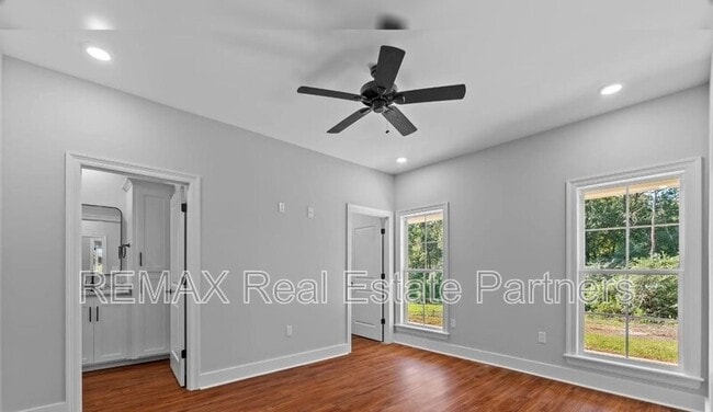 Building Photo - 43 Dearman Rd
