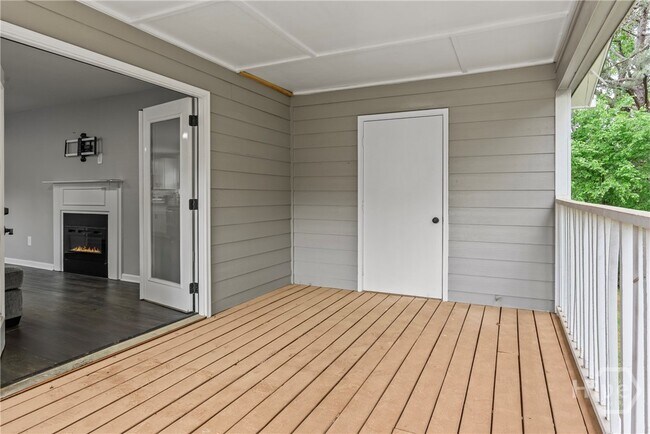 Building Photo - 140 Cumberland Ct