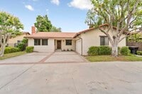Building Photo - 6347 N Muscatel Ave
