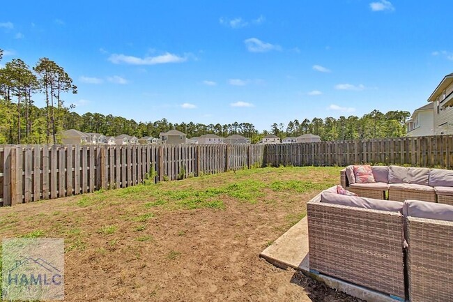 Building Photo - 881 Grayson Ave