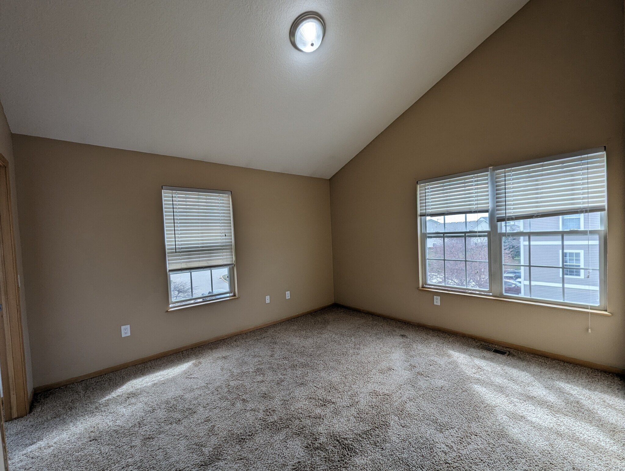 Building Photo - 3119 SW Sharmin Lane