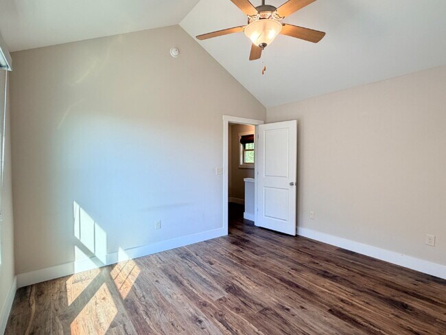 Building Photo - 72 Wheeler Rd