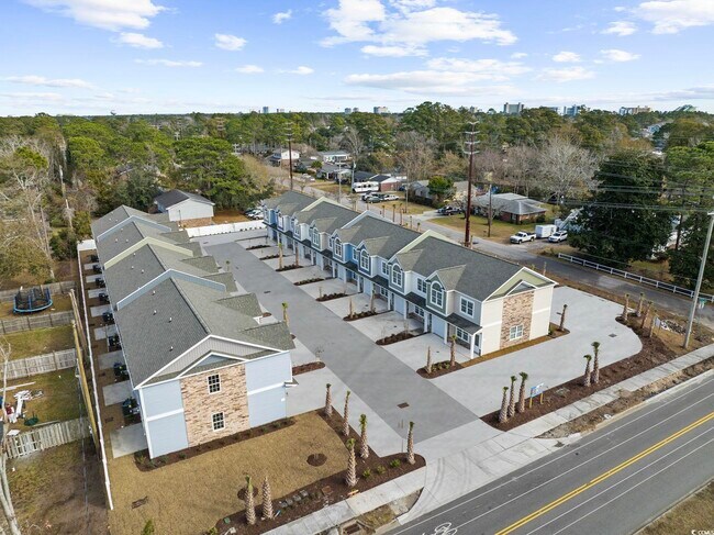 Building Photo - 904 62nd Ave N