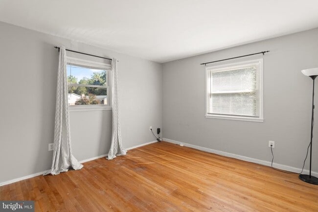 Building Photo - 14815 Empire St