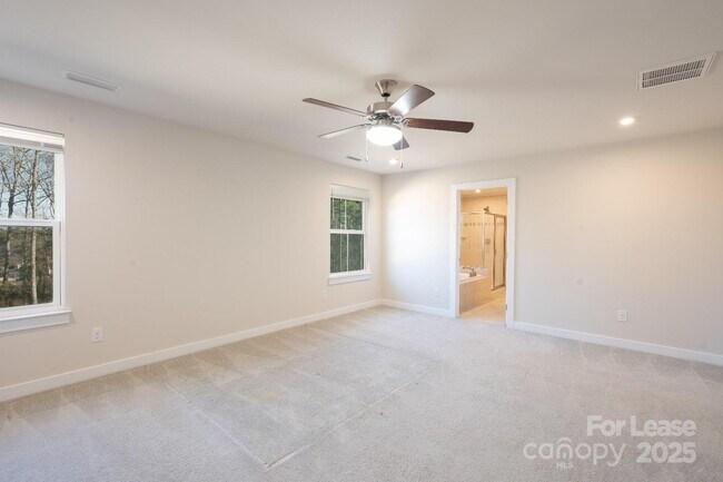 Building Photo - 10036 Paper Birch Dr