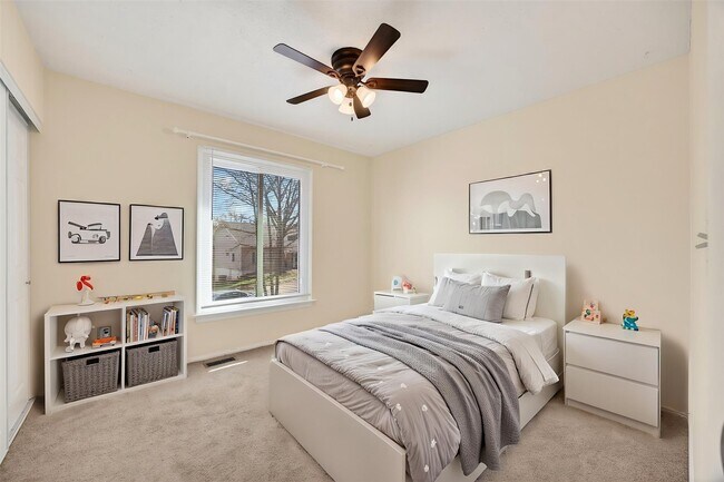 Building Photo - 1261 Mautenne Dr