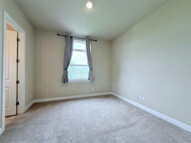 Building Photo - 2621 Greatwood Trl