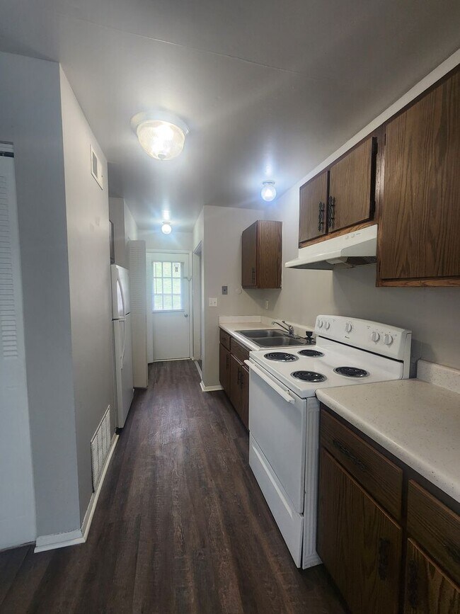 Building Photo - Cozy 1-Bedroom Bungalow – Easy Single-Level Living