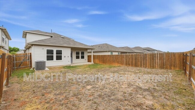 Building Photo - 255 Granary Dr