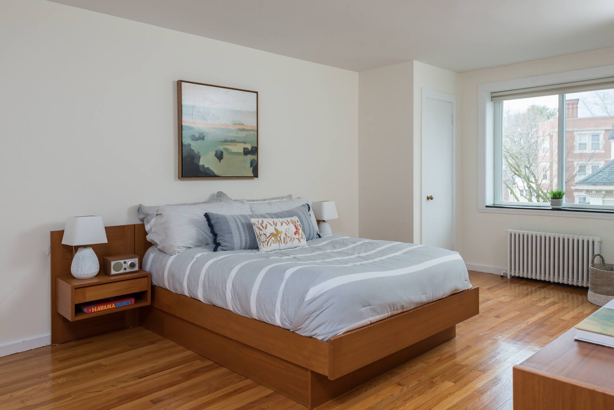 Master Bedroom - 125 Pleasant St