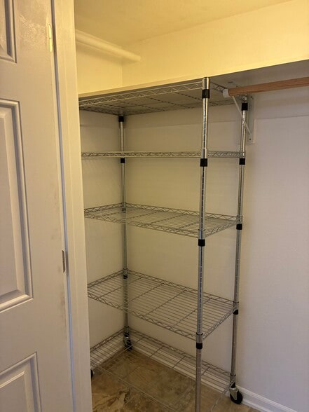 Building Photo - 5508 SE Harold St