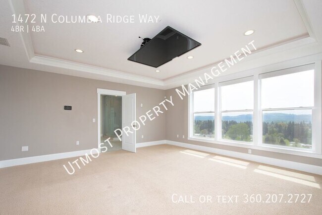 Building Photo - Stunning custom 4BD contemporary home in W...