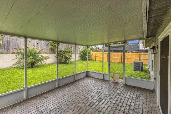 Building Photo - 1052 Dees Dr