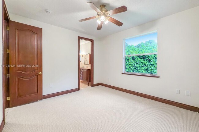 Building Photo - 8480 SW 98th St