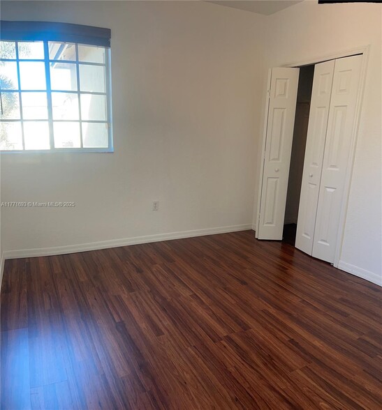 Building Photo - 4409 NW 113th Ct
