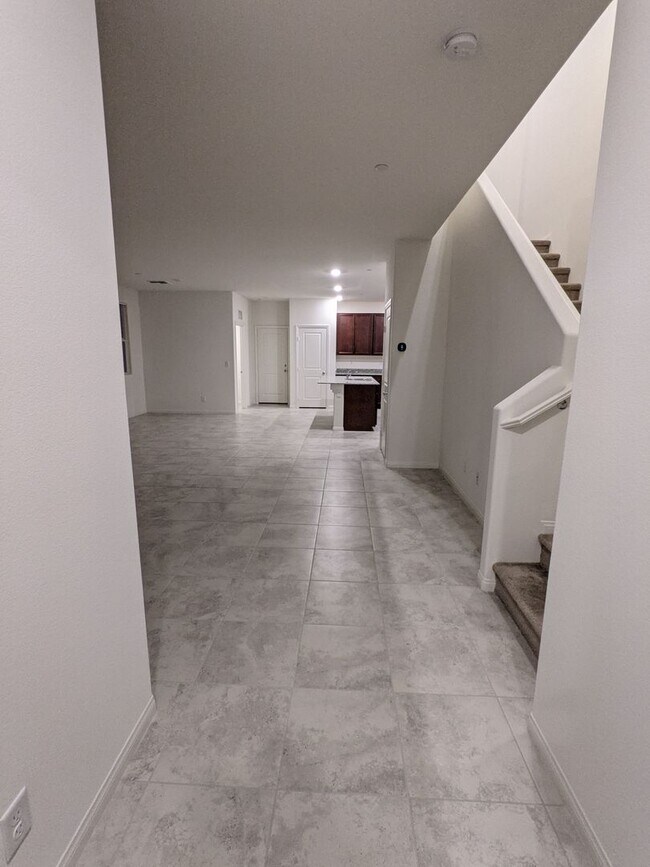 Building Photo - 3291 Pergusa Dr