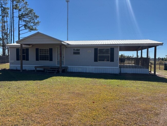 Primary Photo - 3 bedroom in Echols County