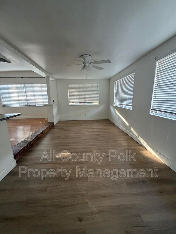 Building Photo - 2700 Homer Cir