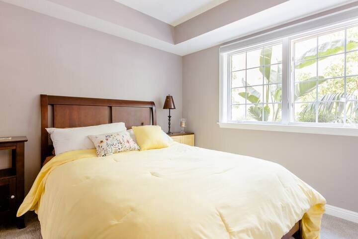 Building Photo - 526 Venado Vista Dr