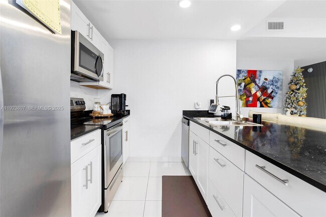 Building Photo - 25872 SW 139th Path