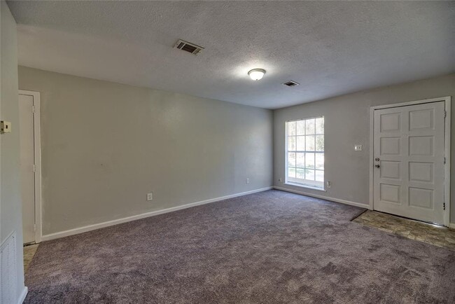 Building Photo - 160 Beeson Ave