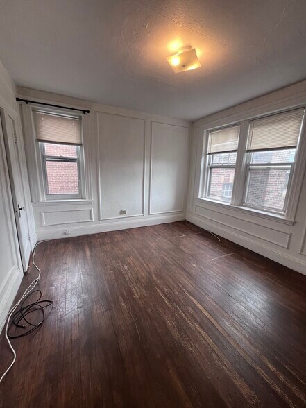 Primary Photo - 15 Dwight St