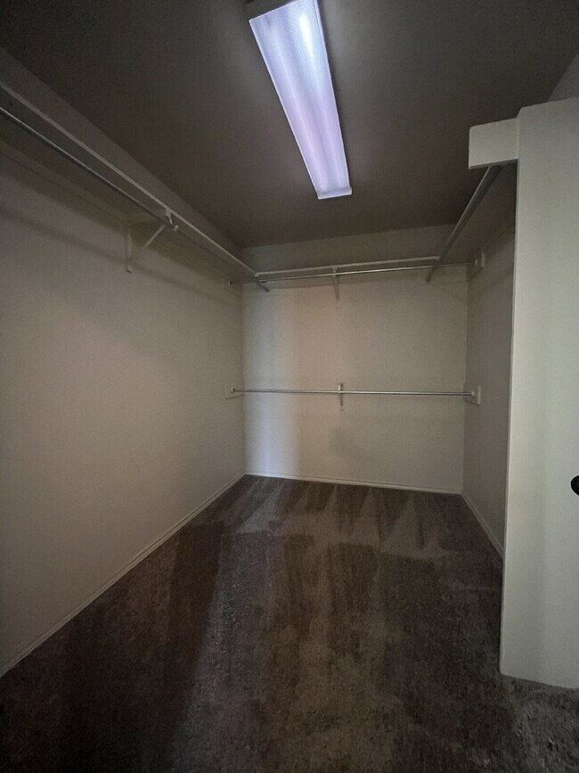 Building Photo - Cute 3/2/2 townhome in the Lubbock-Cooper ...