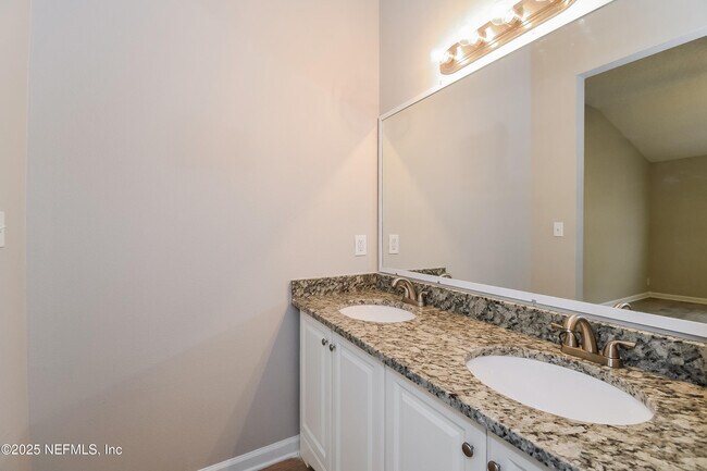 Building Photo - 5609 Village Pond Cir