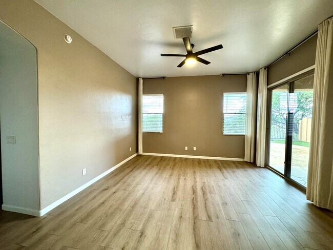 Building Photo - 13743 N High Mountain View Pl