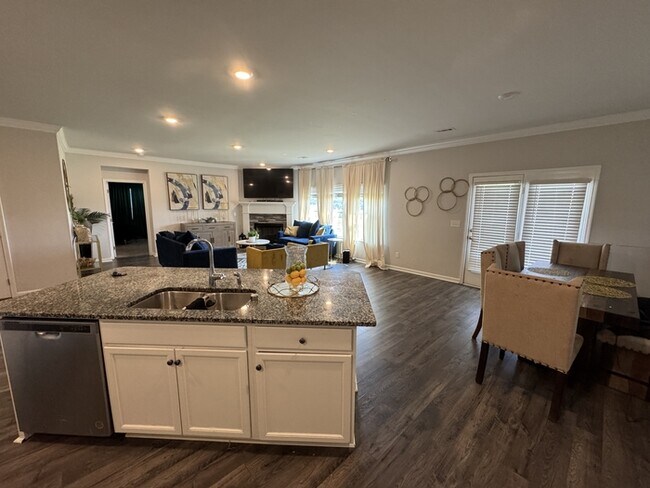 Building Photo - 124 Blackburn Trace