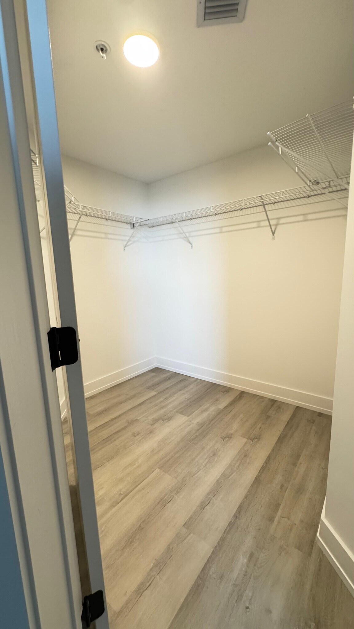 Building Photo - 15110 SW 128th Ave